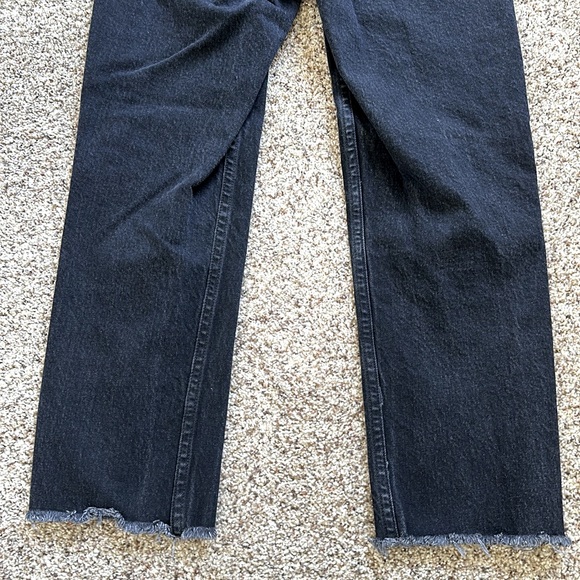 Topshop Black Straight Leg Jeans W 28 L 32 Raw Hem Zip & Button Closure - Picture 9 of 9
